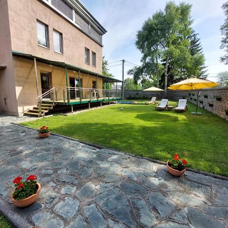 Hotel Brass- Free Parking Saraybosna Dış mekan fotoğraf