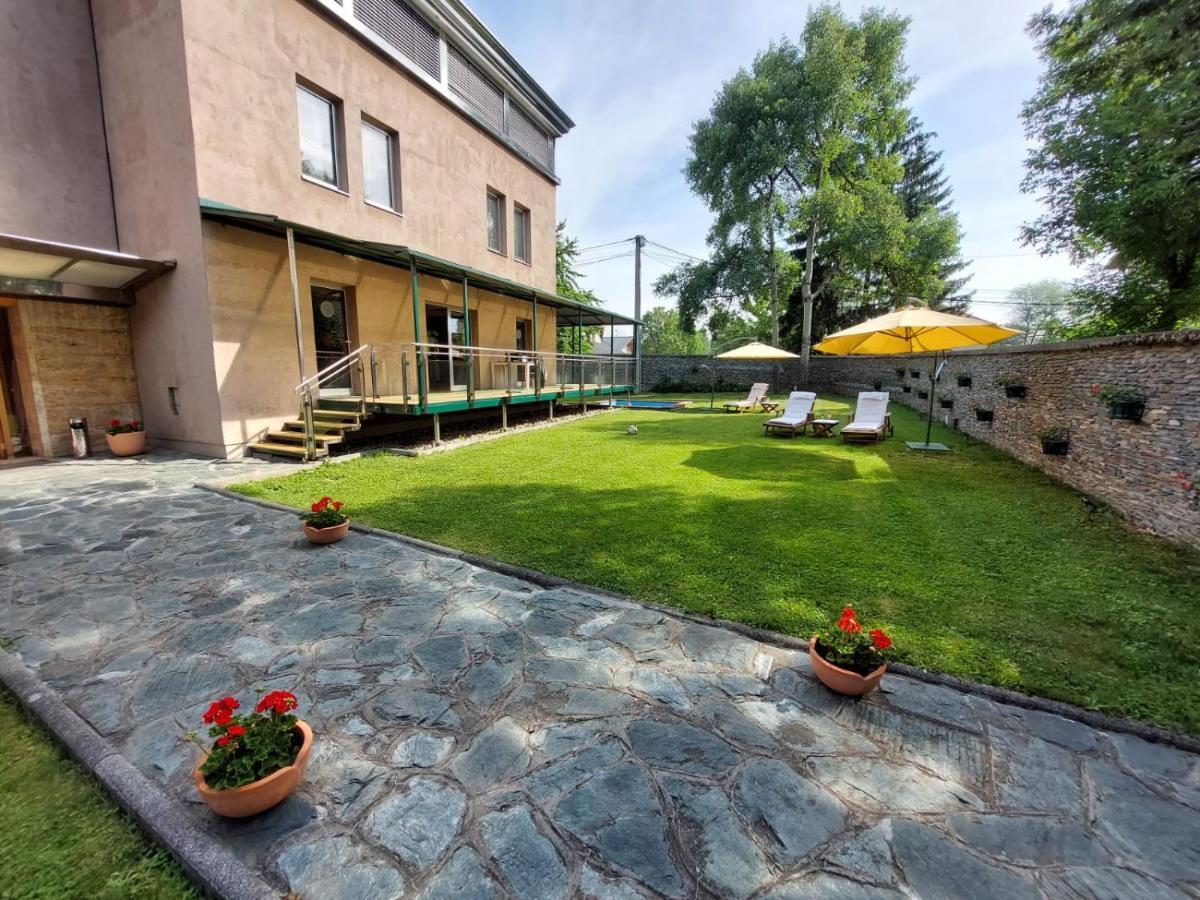 Hotel Brass- Free Parking Saraybosna Dış mekan fotoğraf