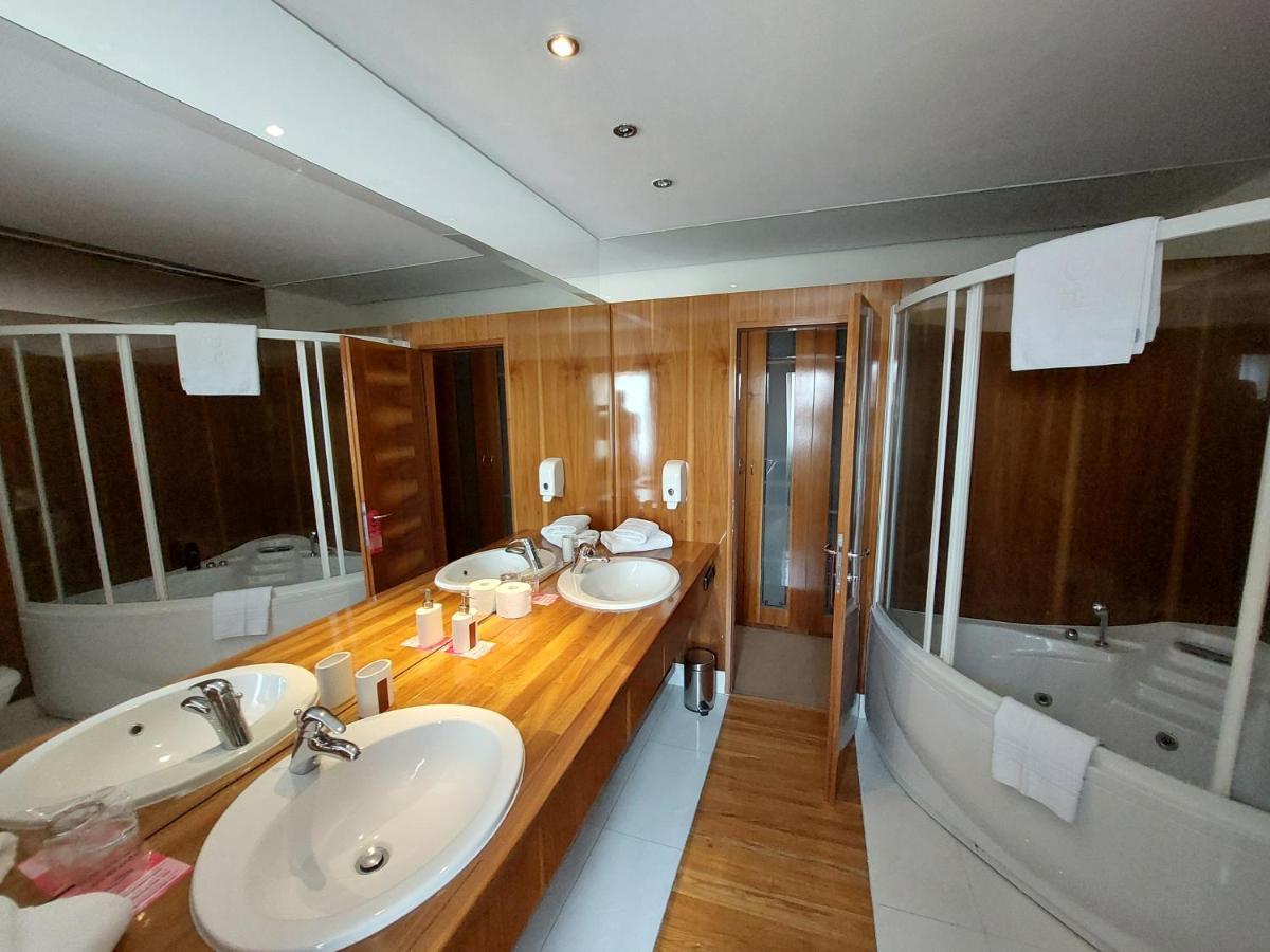 Hotel Brass- Free Parking Saraybosna Dış mekan fotoğraf